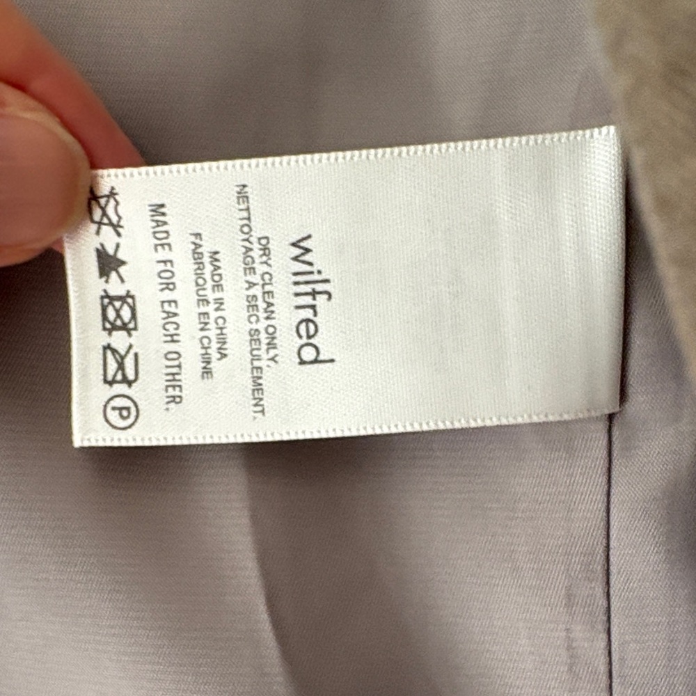 Aritzia Wilfred Taupe Generation Blazer - Picture 4 of 8